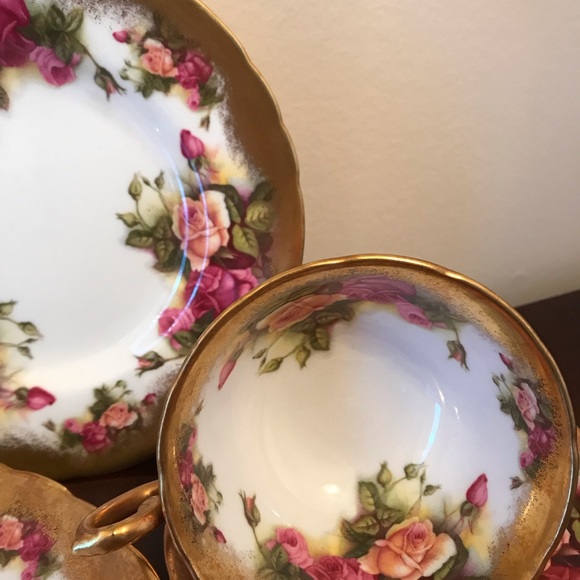 Vintage china set - Picture 2 of 2